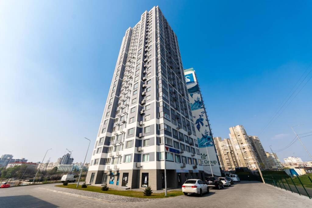 Квартира Люкс В Жк Лебединый, Ул. Ревуцкого 40 Г Kiev Bagian luar foto